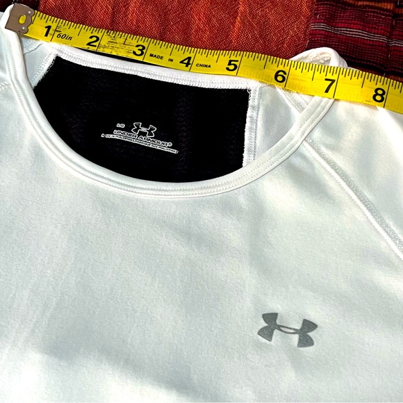 Under Armour Vented Quick dry Cooling Sport Top - Picture 11 of 11